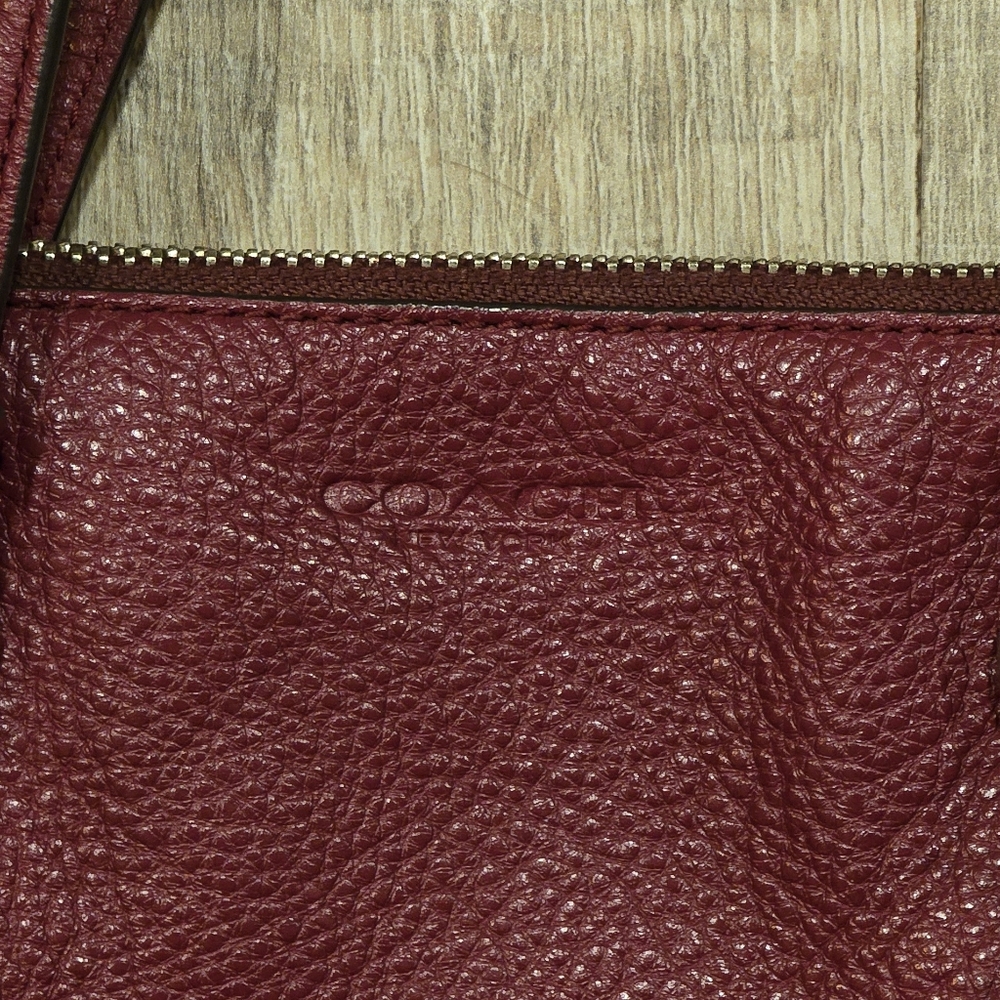 Coach F30281 Burgundy Leather Handbag - Picture 3 of 12